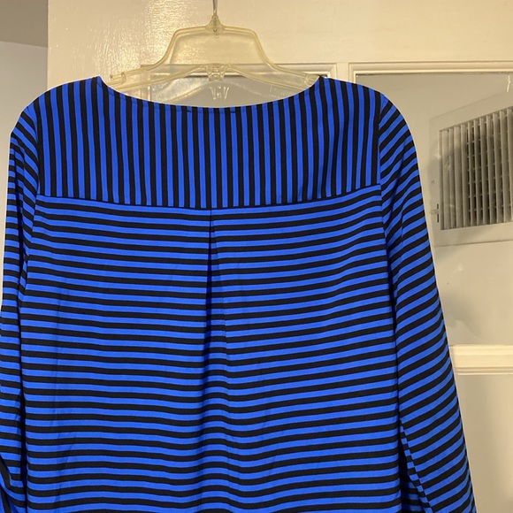 Calvin Klein size Small top good condition - Picture 5 of 6